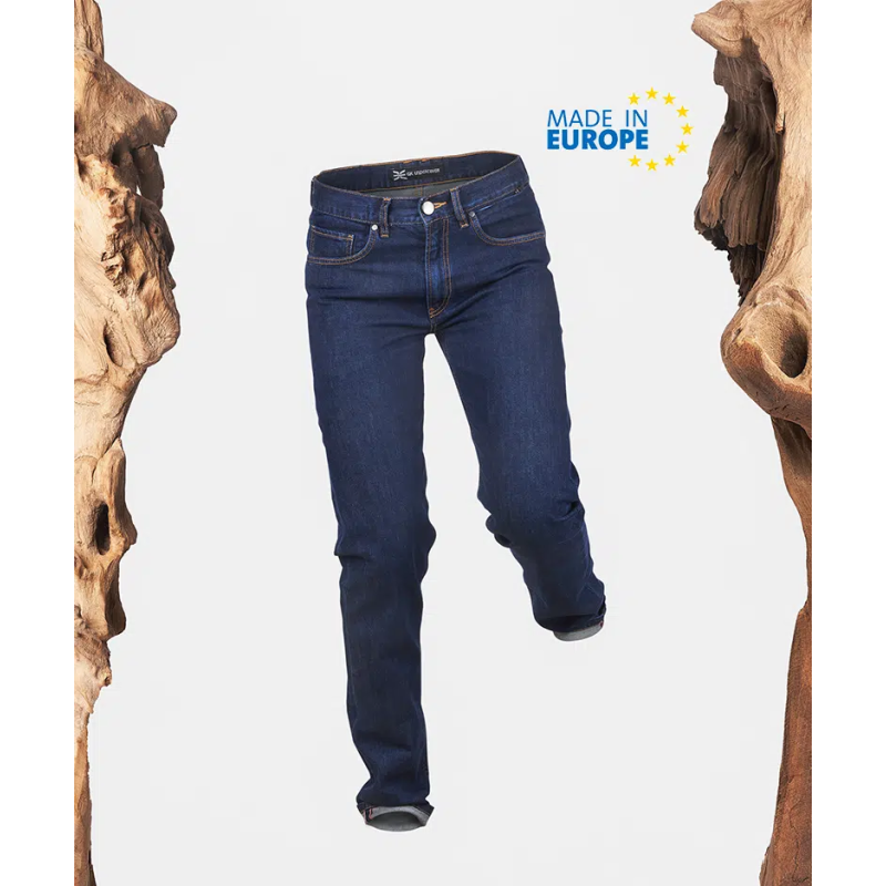 jean ultimate gk undercover gk pro bleu, coupe droite, vue de face, badge made in europe