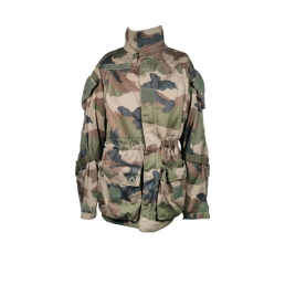 veste treillis t4s1 camouflage cce, vue de face, poches cargo et col montant