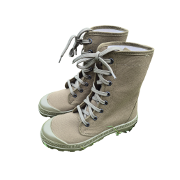 rangers toile coton vert, vue de face, semelle crantée injectée