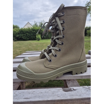 rangers militaires toile coton, vue de profil gauche, tige montante 9 trous