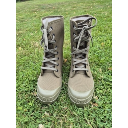 rangers toile coton vert, bout renforcé et laçage œillets métal