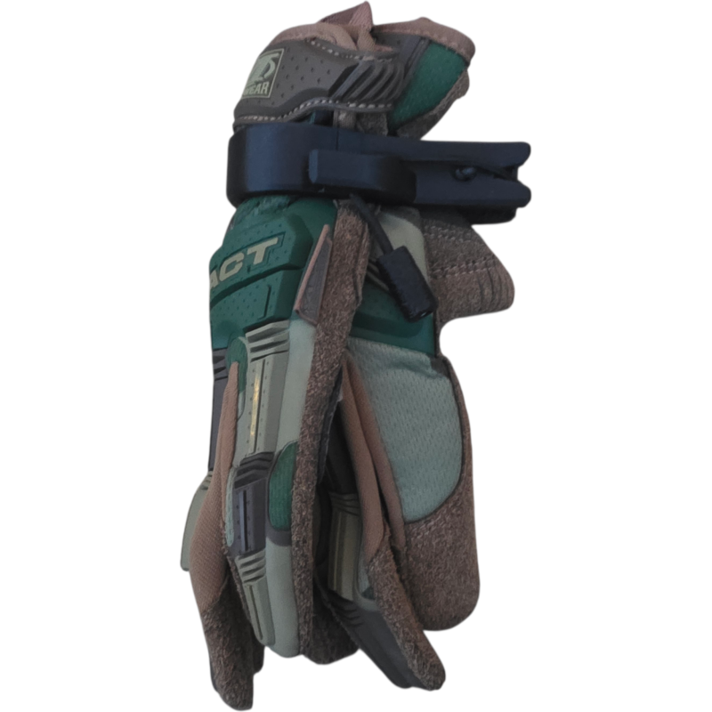 clip porte-accessoires anti-perte FLEXCLIP maintenant une paire de gants, fixation rapide sur sangle