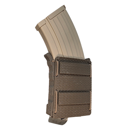 porte-chargeur FLEX-RS sur sangle MOLLE, chargeur AR15/M4 5,56 droit polymère inséré.