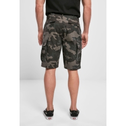 short cargo homme Brandit BDU ripstop dark camo, porté vue de dos, poches arrière à rabat et poches cargo