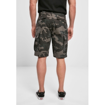 short cargo homme Brandit BDU ripstop dark camo, porté vue de dos, poches arrière à rabat et poches cargo