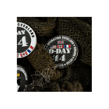 Badge D-Day 44 Pin's 5 Beaches Fostex WWII Series