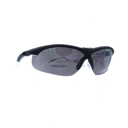 Lunettes balistiques SwissEye Lancer Branches inclinables pour ajuster l’angle de port.