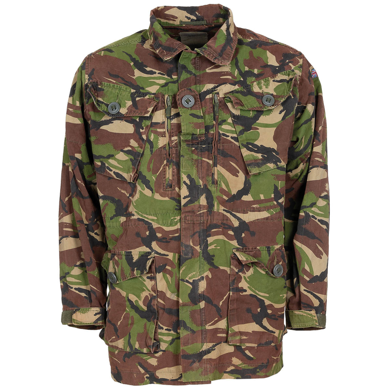 Veste militaire DPM britannique occasion   4 poches à rabat boutonné + 1 poche de bras.