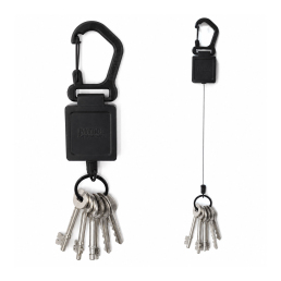 Mousqueton métallique de 7 cm pour fixation sur ceinture, passant, sac ou équipement compatible.