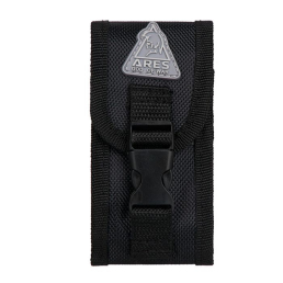 Couteau Grizzly livré avec un étui en nylon.