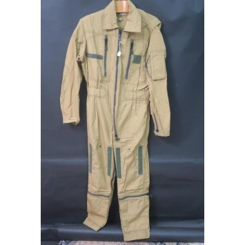 Combinaison pilote de chasse kaki