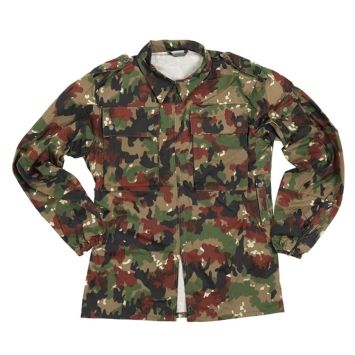 Veste militaire armée Suisse légère M83 portée