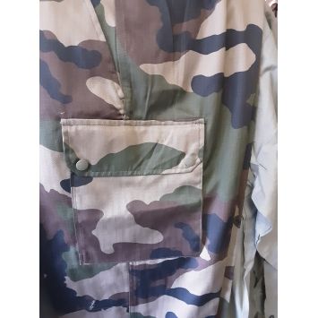 pantalon f2 camouflage ce, détail poche cargo à rabat, boutons pression et soufflet
