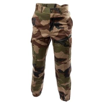 pantalon treillis f2 ripstop camouflage ce, vue de face, poches cargo et bas de jambe élastiqués