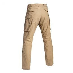 pantalon treillis Fighter coyote, vue trois-quarts dos, renfort siège, poches arrière à rabat