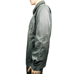 veste spécialiste armée de l’air, vue de profil gauche, épaules et manche longues