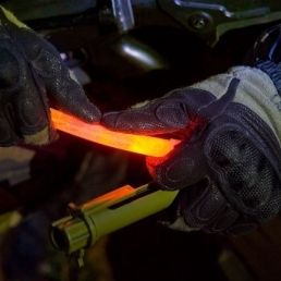 Acheter Cyalume® 15 cm, 12 heures rouge