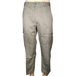 pantalon militaire zone chaude armée française vert olive, vue de face, poches cargo, cordon bas de jambe