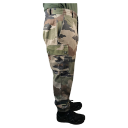 pantalon f2 ce d’occasion, profil droit, coupe droite et bas de jambe resserrable